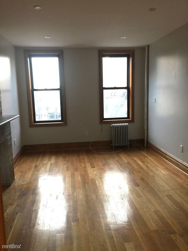 Building Photo - 1 br, 1 bath Apartment - 458 9th Ave