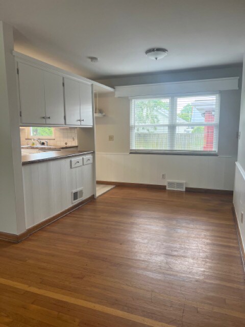 Foto del edificio - 2343 Cranford Rd