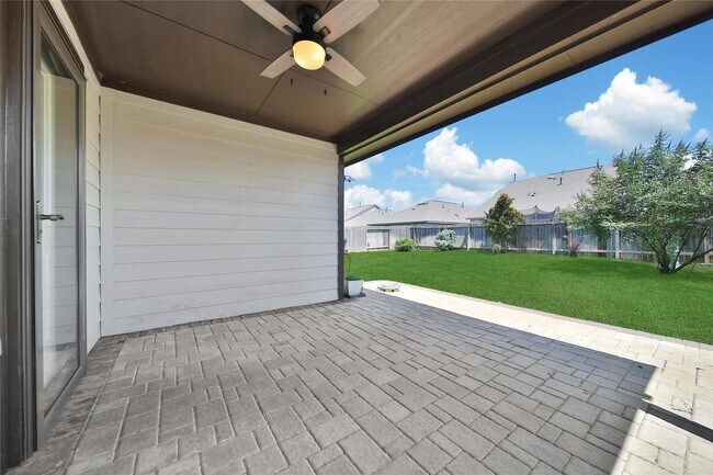 Foto del edificio - 3618 Butterfly Breeze Ln