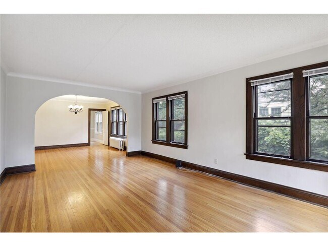 Building Photo - 2153 Goodrich Ave