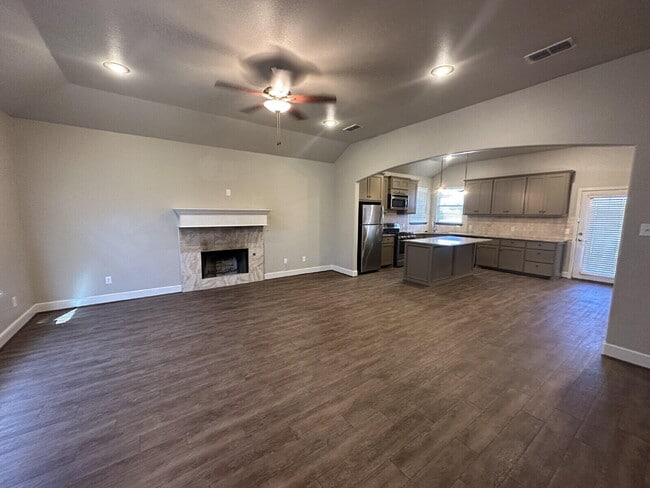 Foto del edificio - 11211 Athens Ave