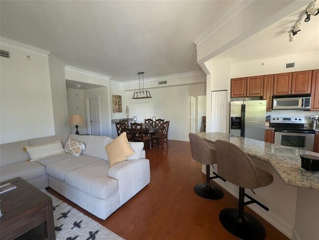 Foto del edificio - 3001 NE 185th St