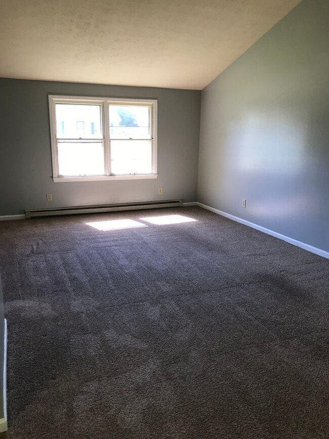 Building Photo - 3509 Buckhorn Dr