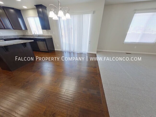 Foto del edificio - 12004 Eagle Crest Ct