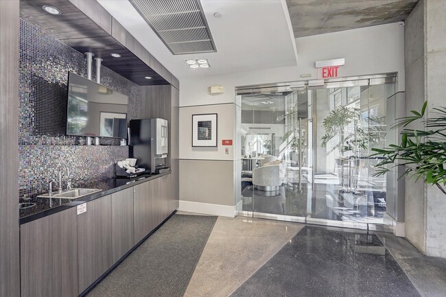 Foto del edificio - 1901 Post Oak Blvd