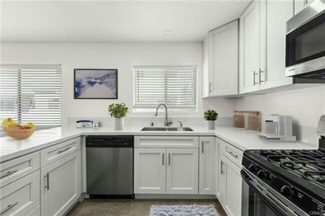 Foto del edificio - 12390 Chandler Blvd