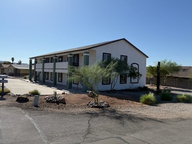 Building Photo - 5777 S Jacaranda Rd