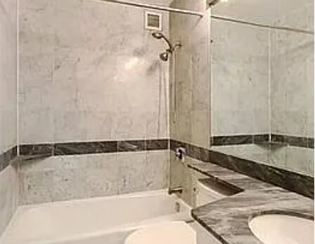 Foto del edificio - 236 E 47th St