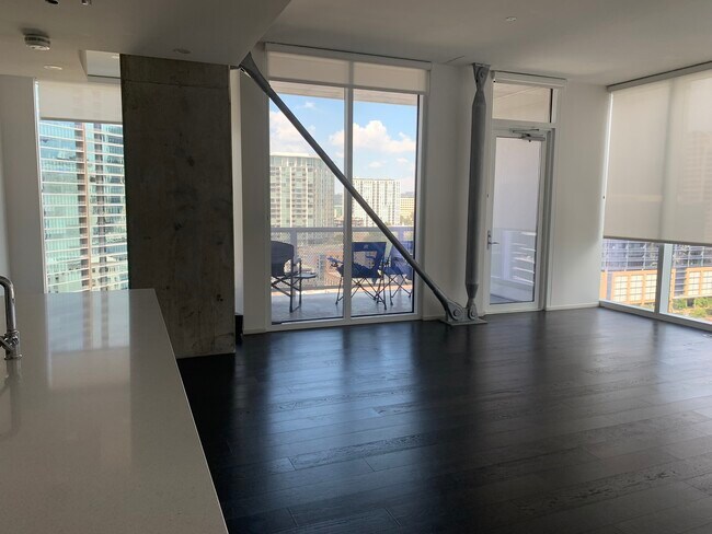 Study on left and balcony - 301 West Ave