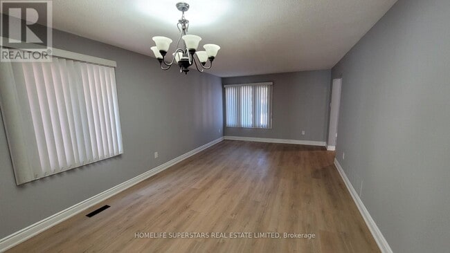 Building Photo - 3436 Dovetail Mews