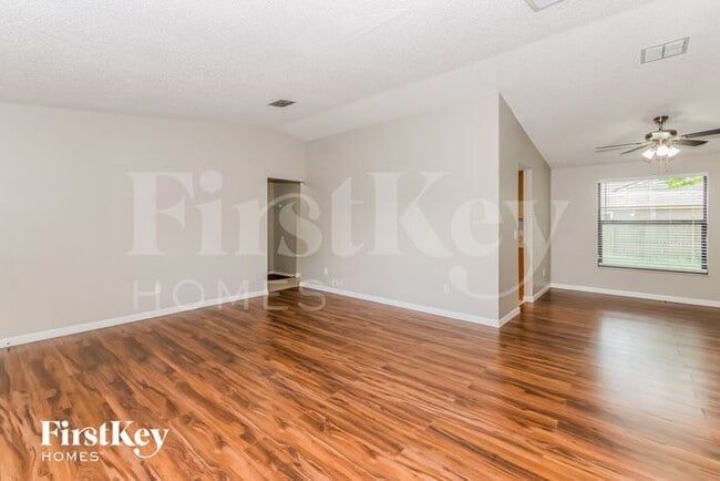 Building Photo - 11073 Steeding Horse Dr
