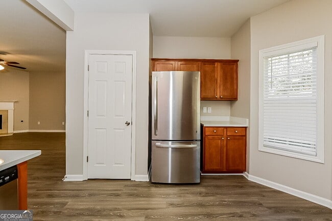 Foto del edificio - 512 Anglewood Trace