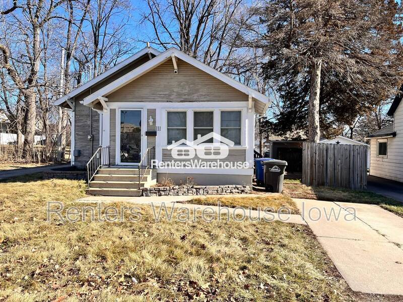 Primary Photo - 111 E 14th Ct