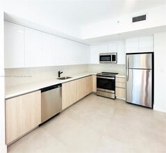 Building Photo - 1547 NW 2nd St