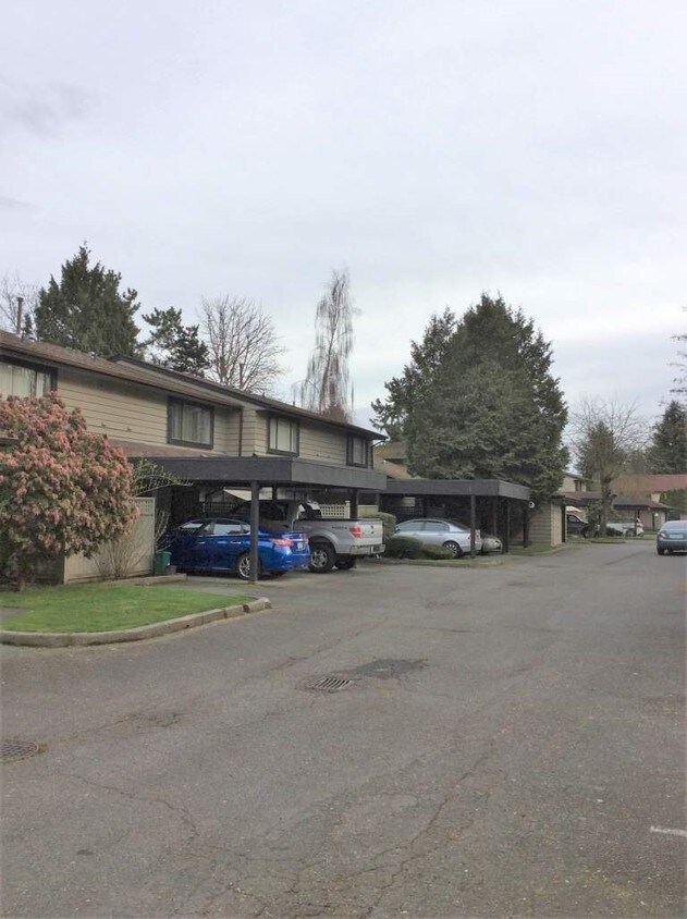 Photo du bâtiment - Paddocks Townhomes