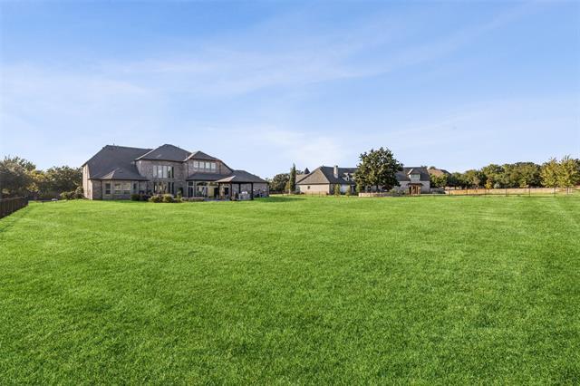 Building Photo - 715 Simmons Rd