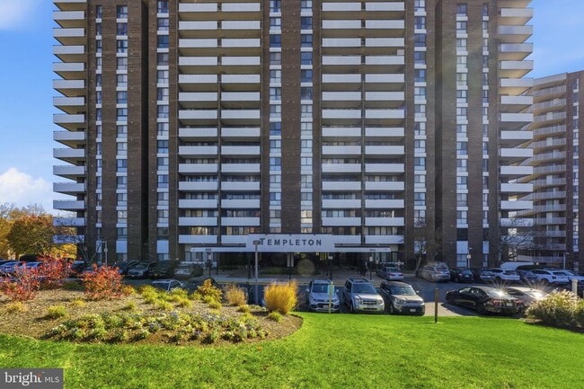 Foto del edificio - 250 S Reynolds St