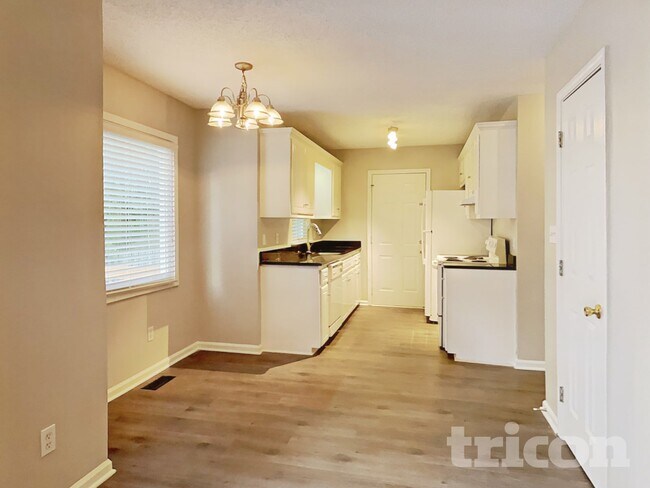 Foto del edificio - 21 Marabou Ct