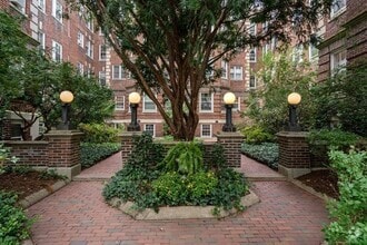 Building Photo - 43 Linnaean St