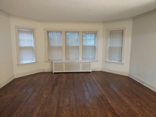 Sala de estar - 7219 N Wolcott Ave