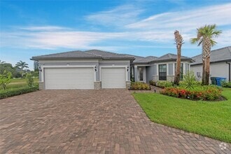 Building Photo - 4566 Silverwood Ln N