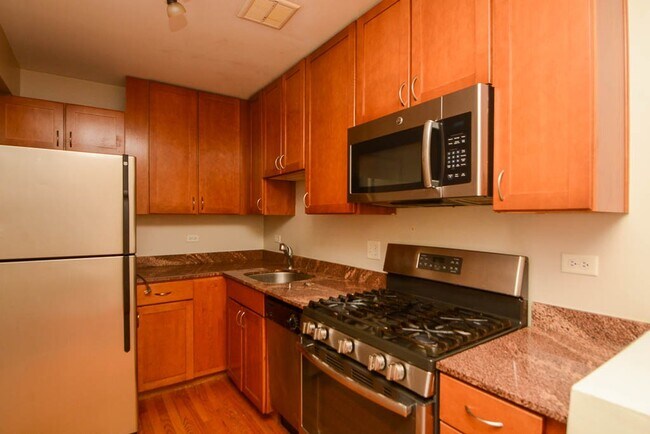 Foto del edificio - 650 W Wrightwood Ave