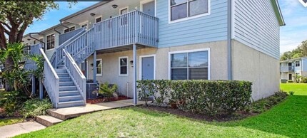 Building Photo - 700 W Pope Rd