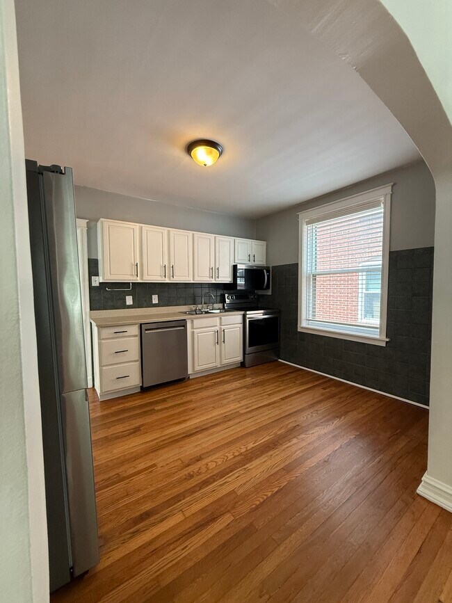 Foto del edificio - 4606 Wilcox Ave