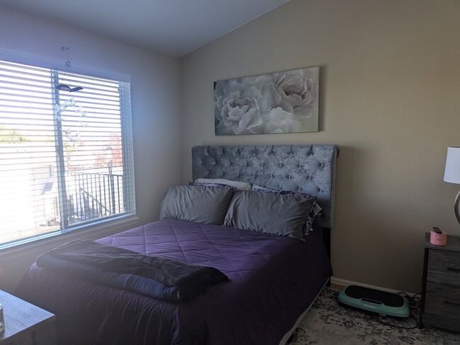 Building Photo - 5615 S Quemoy Ct