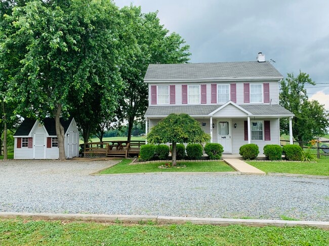 Building Photo - 112 Brick Rd
