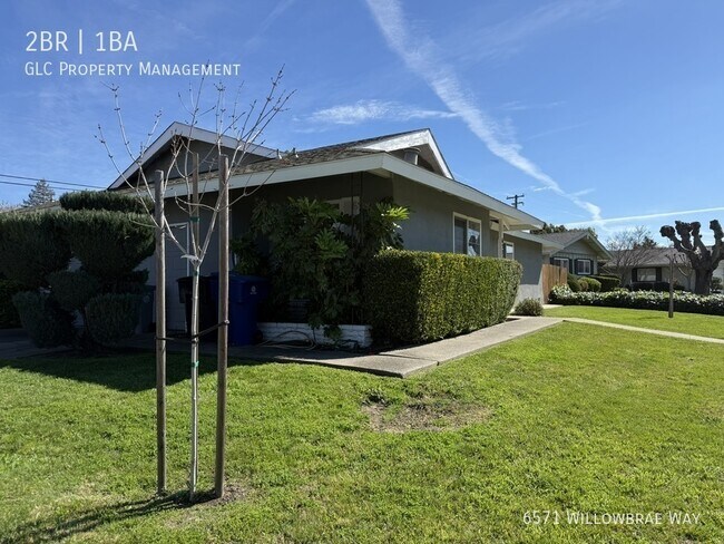 Foto del edificio - 6571 Willowbrae Way