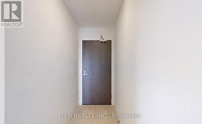 Building Photo - 16-4216 Bonnycastle St
