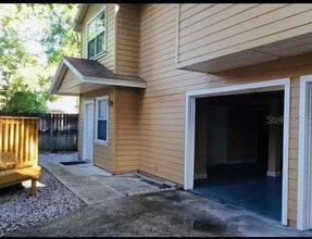 Building Photo - 520 E Amelia St