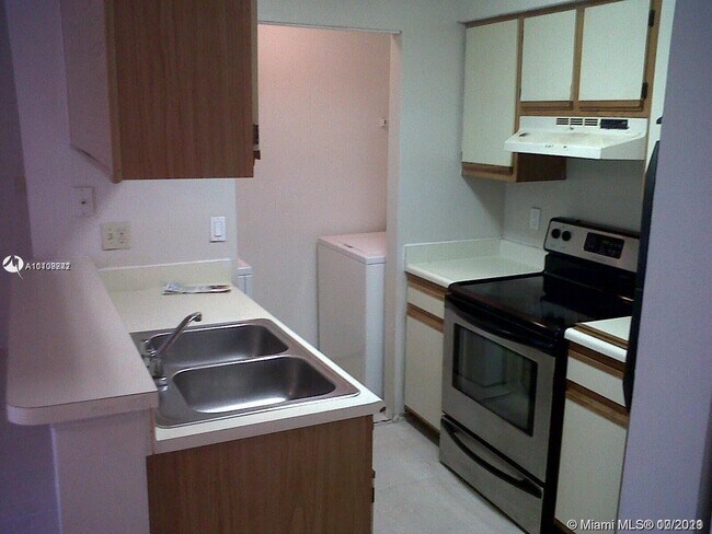 Foto del edificio - 1239 SW 46th Ave