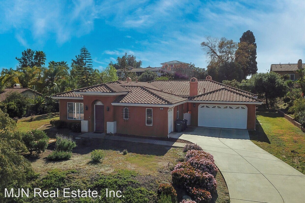 Primary Photo - 3 br, 3.5 bath House - 2141 Pamplona Court