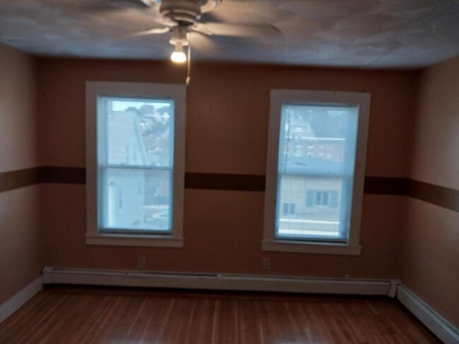 Foto del edificio - 7 Hillside Ave