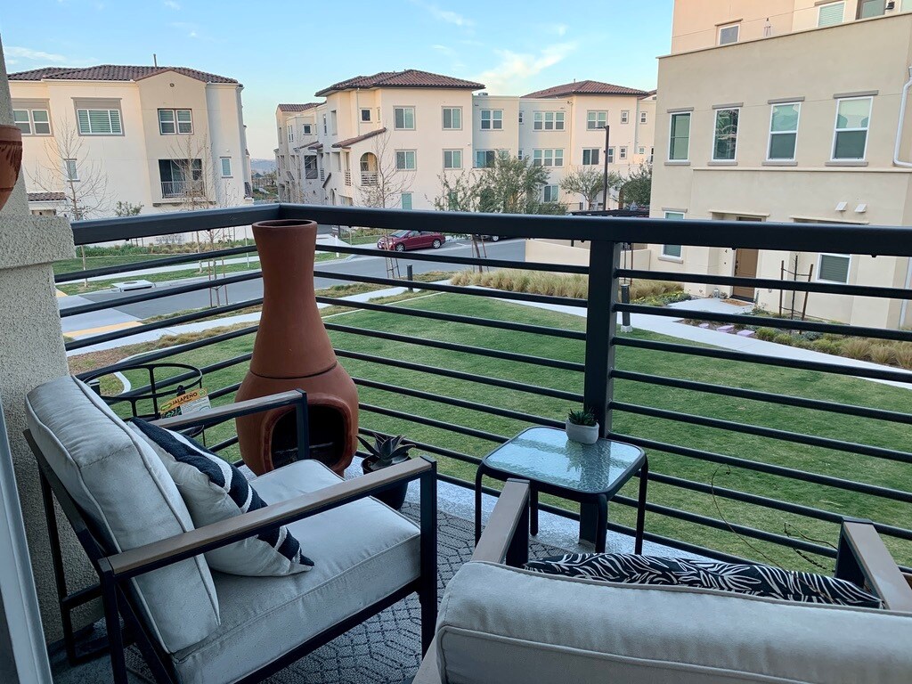 5200 Beachside Ln, San Diego, CA 92154 Townhome Rentals in San Diego