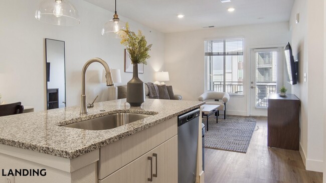 Foto del edificio - 10670 Jake Jabs Blvd