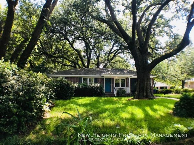 Building Photo - 3 bedroom in Charleston SC 29412