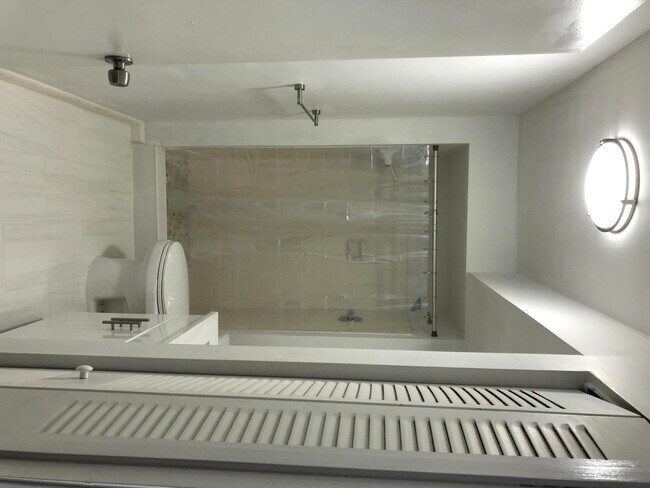 Foto del edificio - 480 NW 20th St