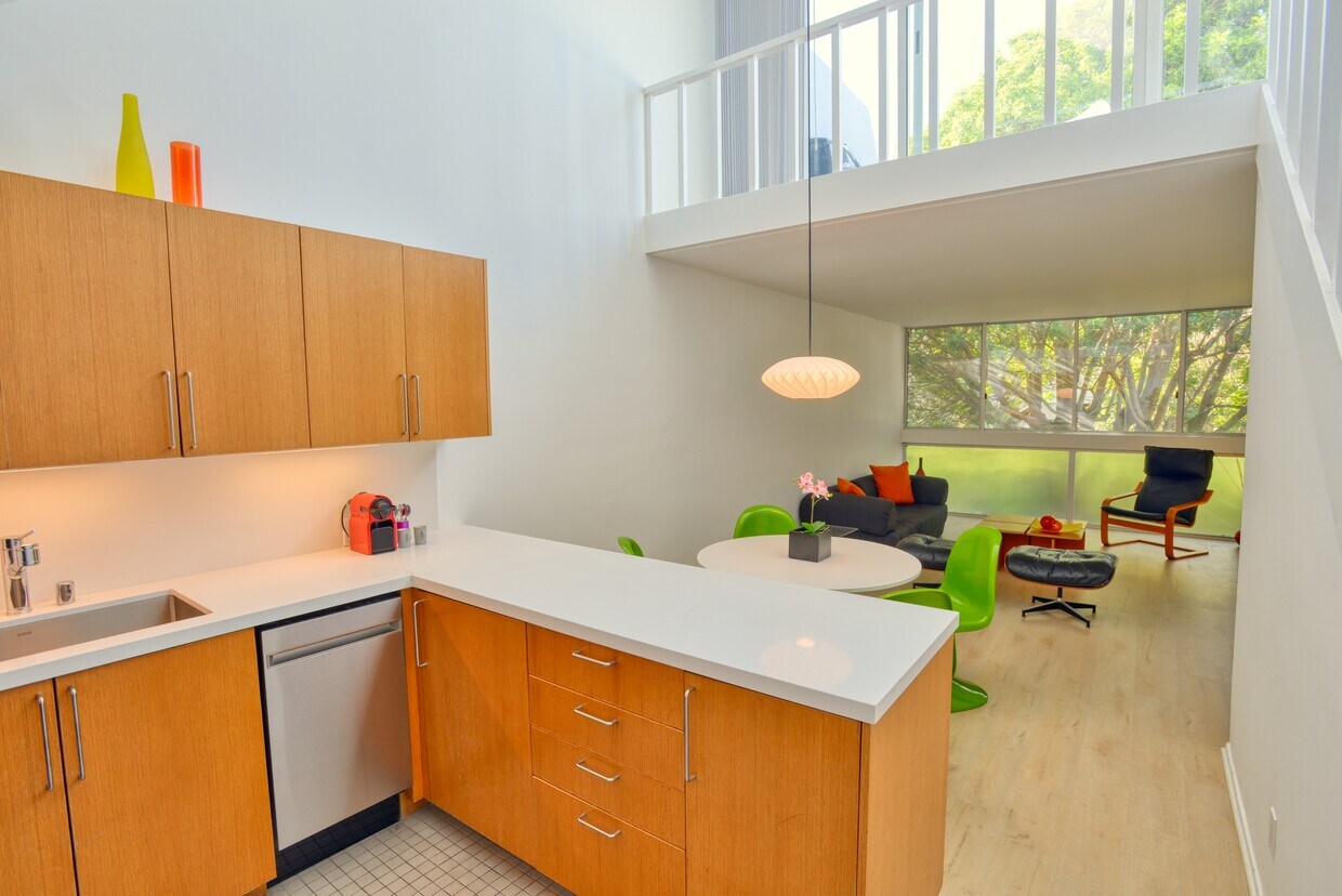 Foto principal - 3607 Pacific Ave