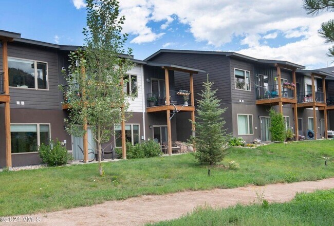 Foto del edificio - 36 Eagle Landing Way