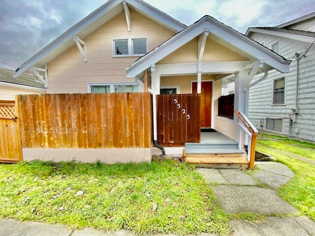 front of home - 5325 Roosevelt Way NE
