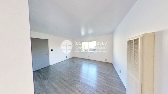Building Photo - 751 San Jule Ct