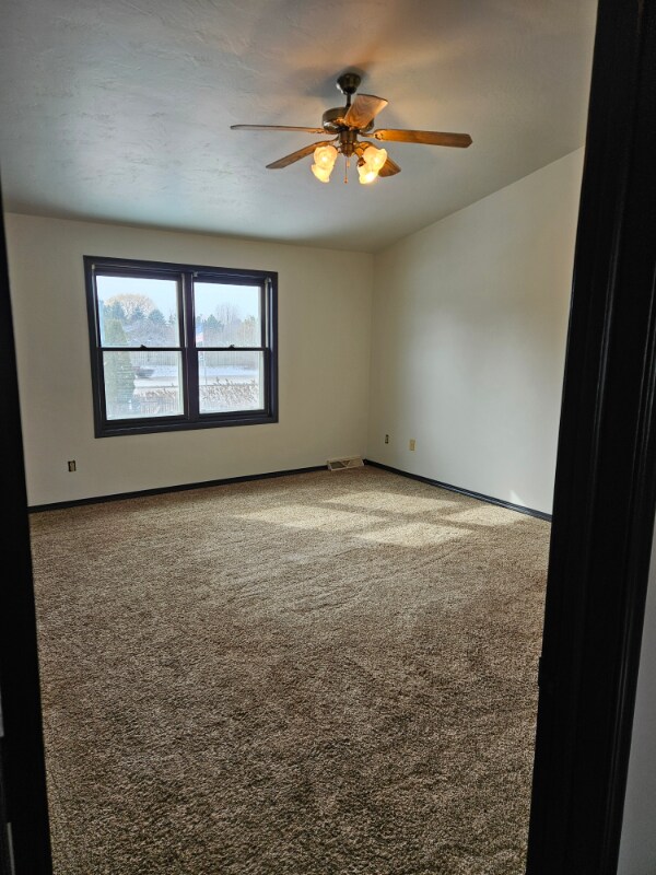 Foto del edificio - 2646 Finger Rd