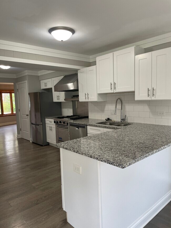 Foto del edificio - 224 N Prairie Ln