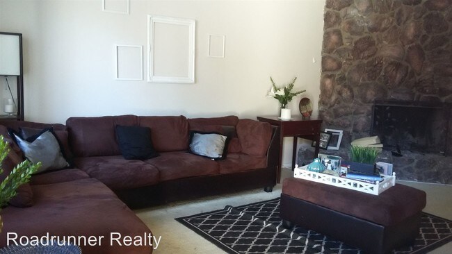 Foto del edificio - 213 Rancho St