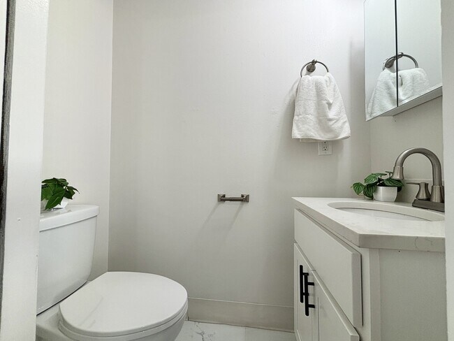 Foto del edificio - Sundale Townhomes
