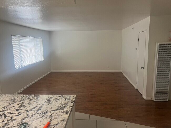 Large living room - 4924 W 117th St