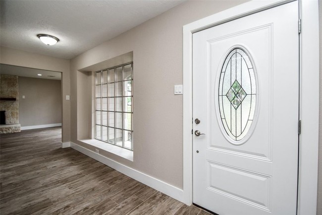 Building Photo - 600 Jeb Stuart Lane